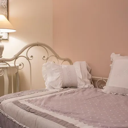 Bed & Breakfast La Vecchia Tenenza *