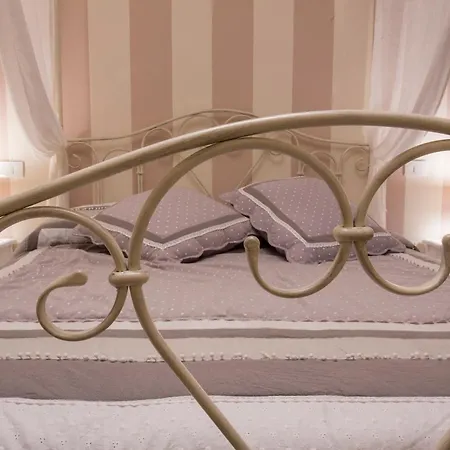 La Vecchia Tenenza Bed & Breakfast *