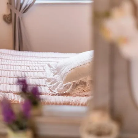 Bed & Breakfast La Vecchia Tenenza *