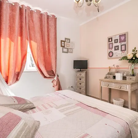 La Vecchia Tenenza Bed & Breakfast *